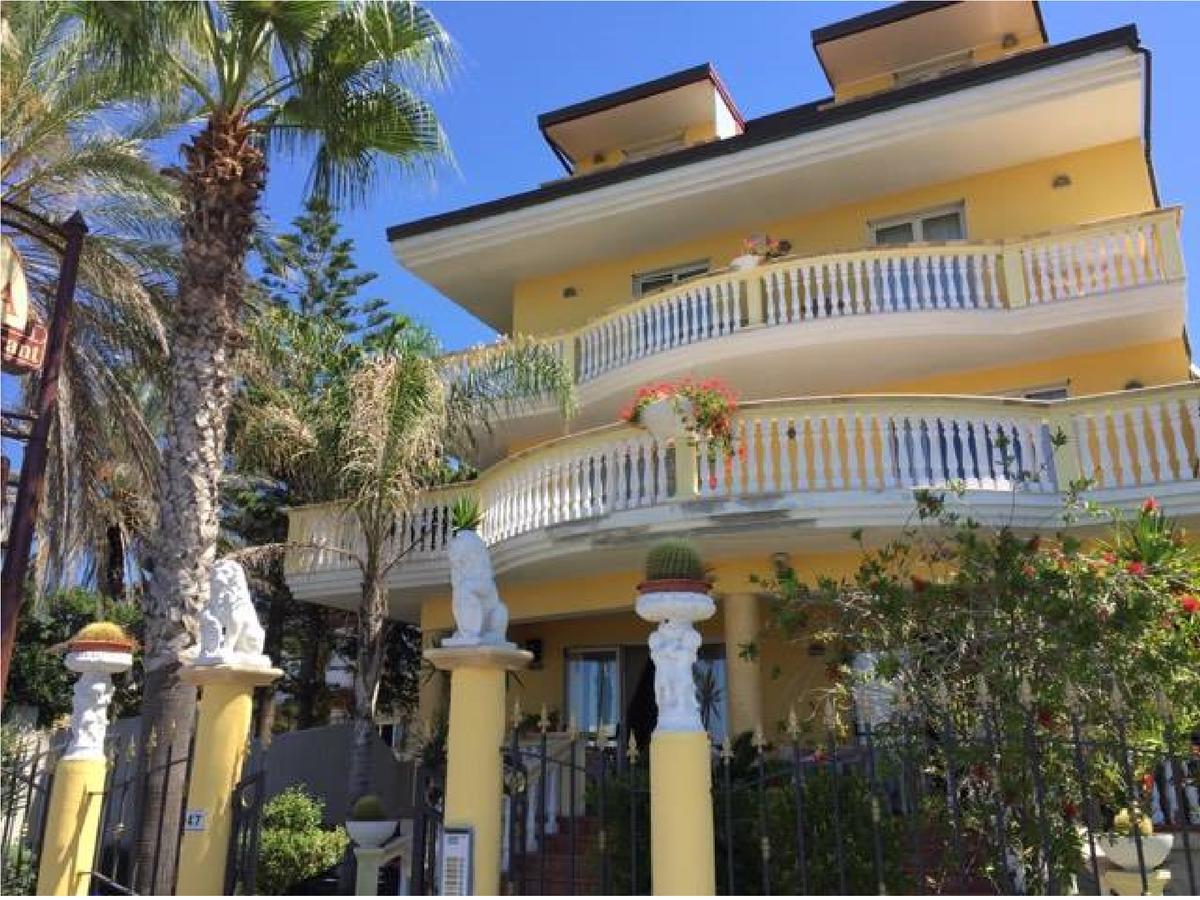 Cridda Hotel & Restaurant Джиццерия Экстерьер фото